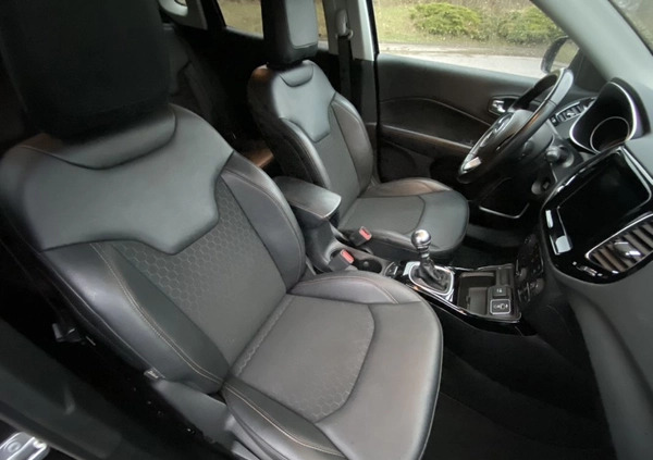 Jeep Compass cena 94900 przebieg: 49405, rok produkcji 2021 z Białystok małe 301